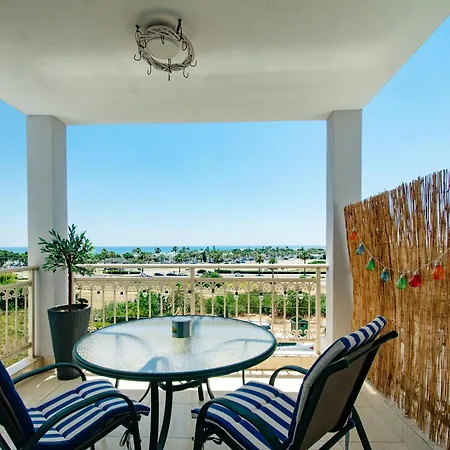 شقة Mackenzie Sea Views *